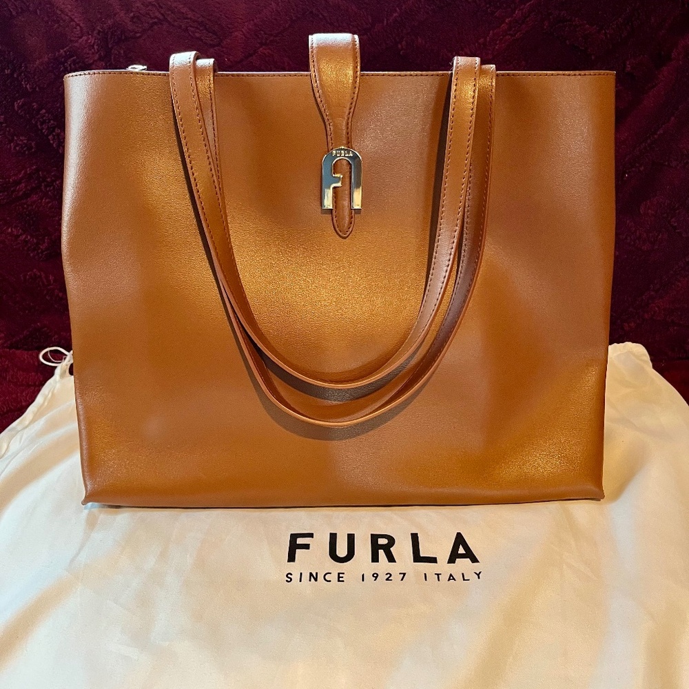 Authentic Furla Sofia Solid-Hued Large Leather To… - image 1